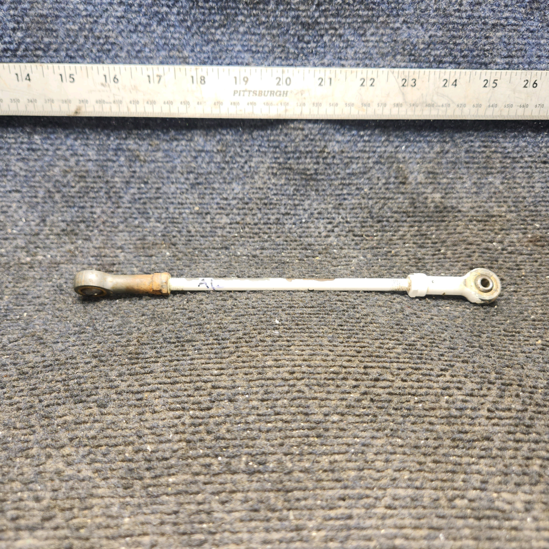 Used aircraft parts for sale, 0523218-2 cessna 150G Aileron Push-Pull Rod Assembly