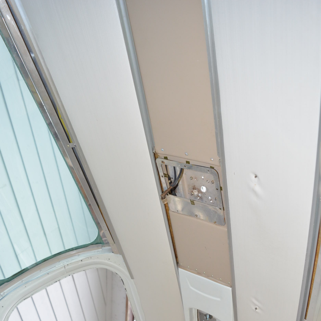 Used aircraft parts for sale, 95-B55 Baron BEECHCRAFT 95-55B FUSELAGE WITH BELLY LANDING, DAMAGE NOSE