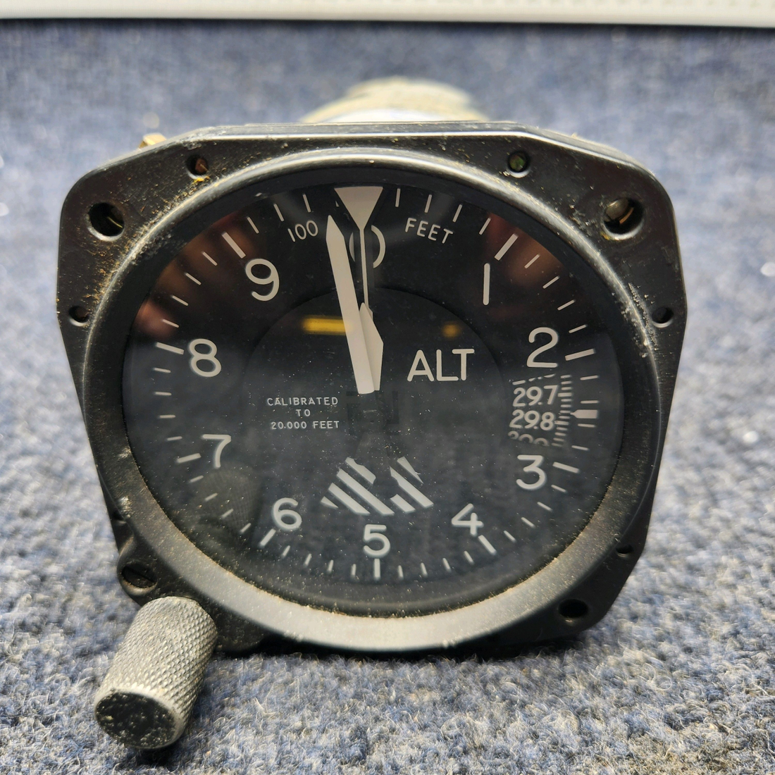 Used aircraft parts for sale, 5934P-3 PIPER PA28-140 UNITED INSTRUMENTS ALTIMETER ALTITUDE GAUGE