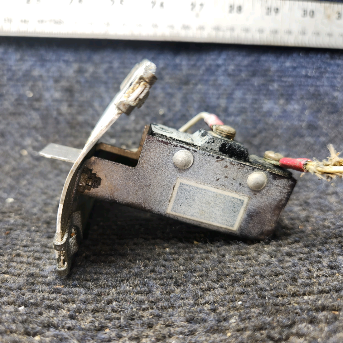 Used aircraft parts for sale, 150 Safe Flight Instruments Cessna 172 Lift Detector "Not Working"