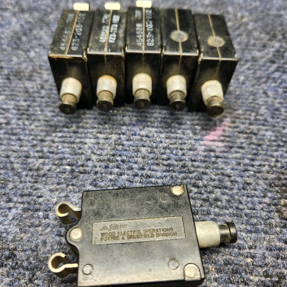 Used aircraft parts for sale, 823-203-102 Wood Piper Pa-31T AMF BREAKER 3 AMP " PRICE PER EACH"