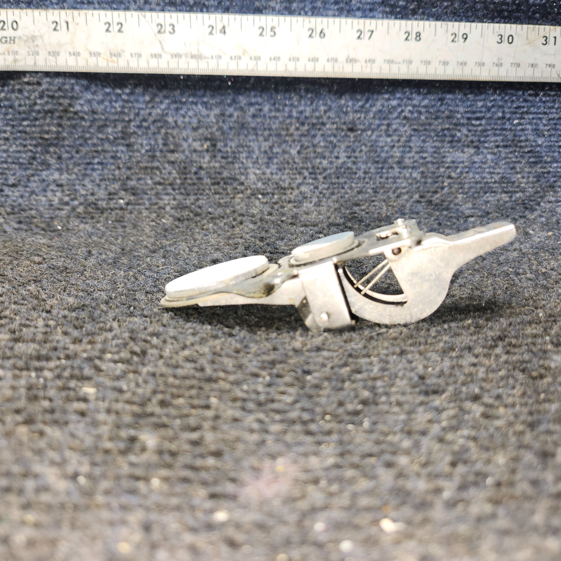 Used aircraft parts for sale, S2455-1 Cessna C172P Baggage Door Latch Assembly