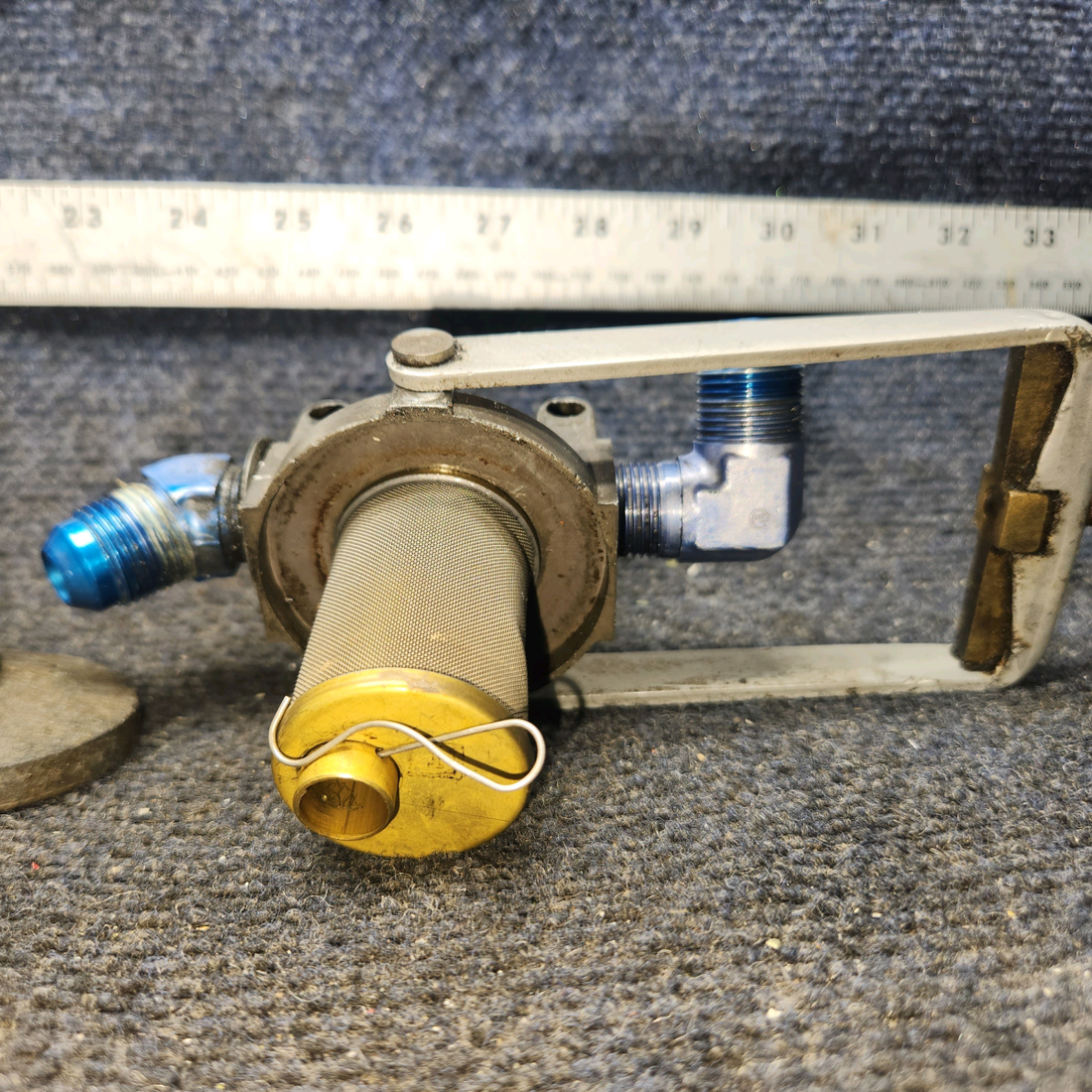 Used aircraft parts for sale, 0511199-23 Cessna 182G Fuel Strainer