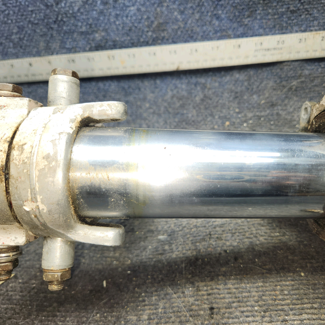 Used aircraft parts for sale, 0442504-3 cessna 150G Nose Landing Gear Strut Assembly