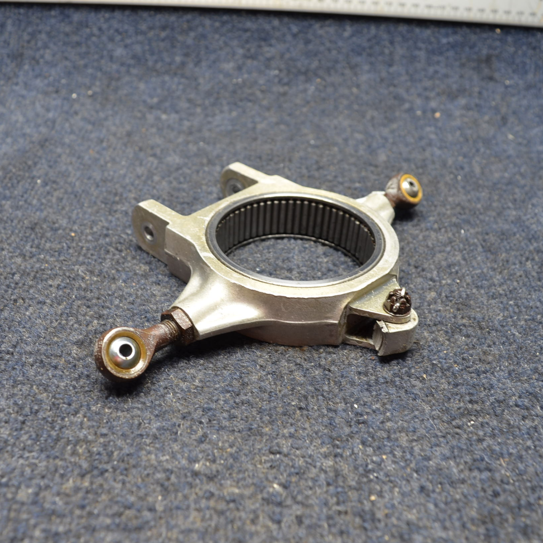 Used aircraft parts for sale, 0543011-1 Cessna C175 ARM ASSY STEERING W/BEARING AND ROD END
