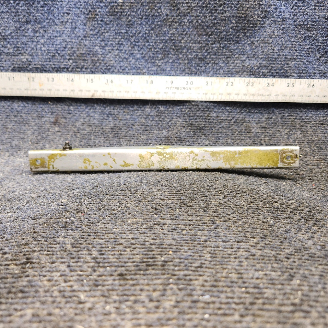 Used aircraft parts for sale, 62746-000 piper PA-28-181 Aileron Control Pulley Bracket