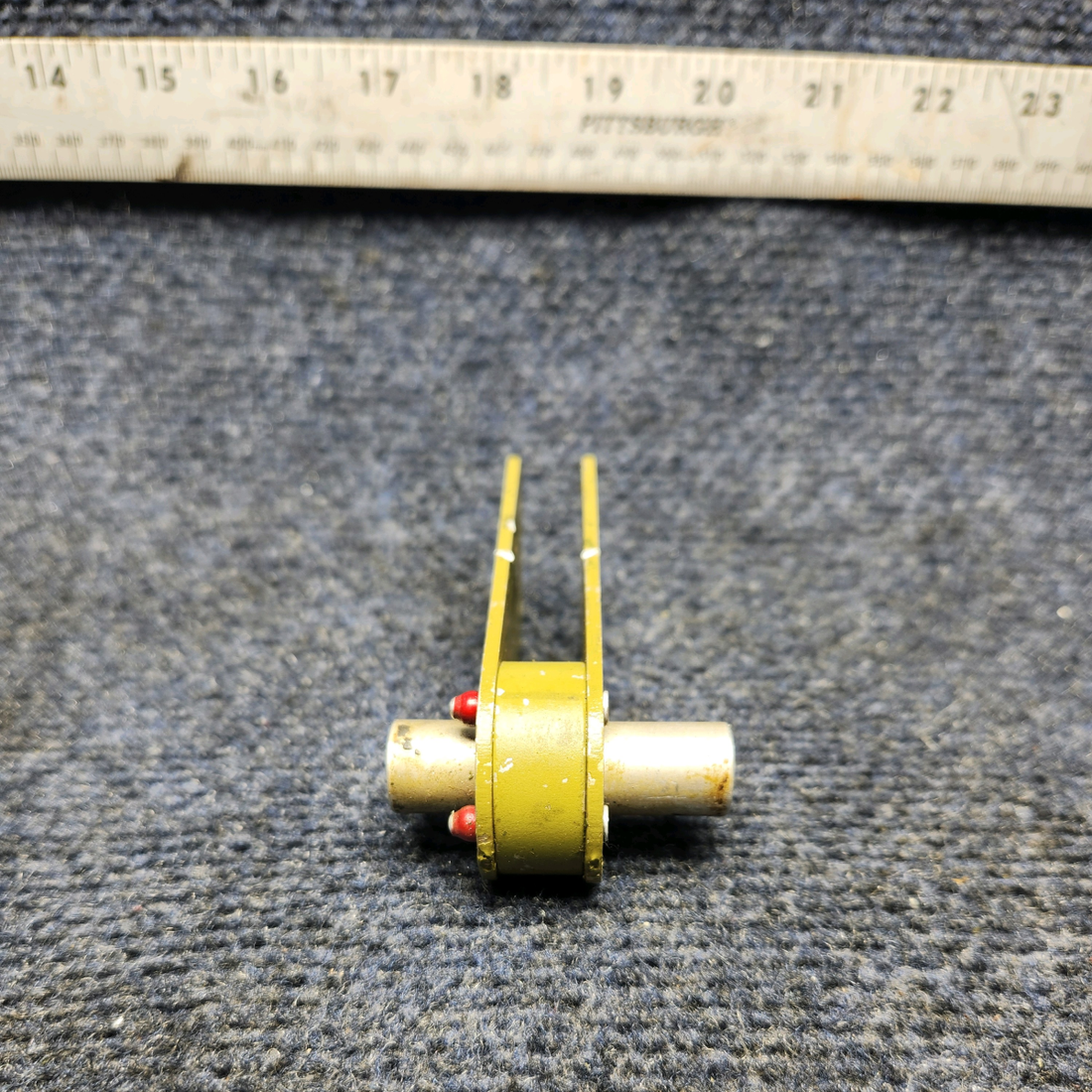 Used aircraft parts for sale, 913031-000 Mooney M20J ELEVATOR BELLCRANK BRACKET