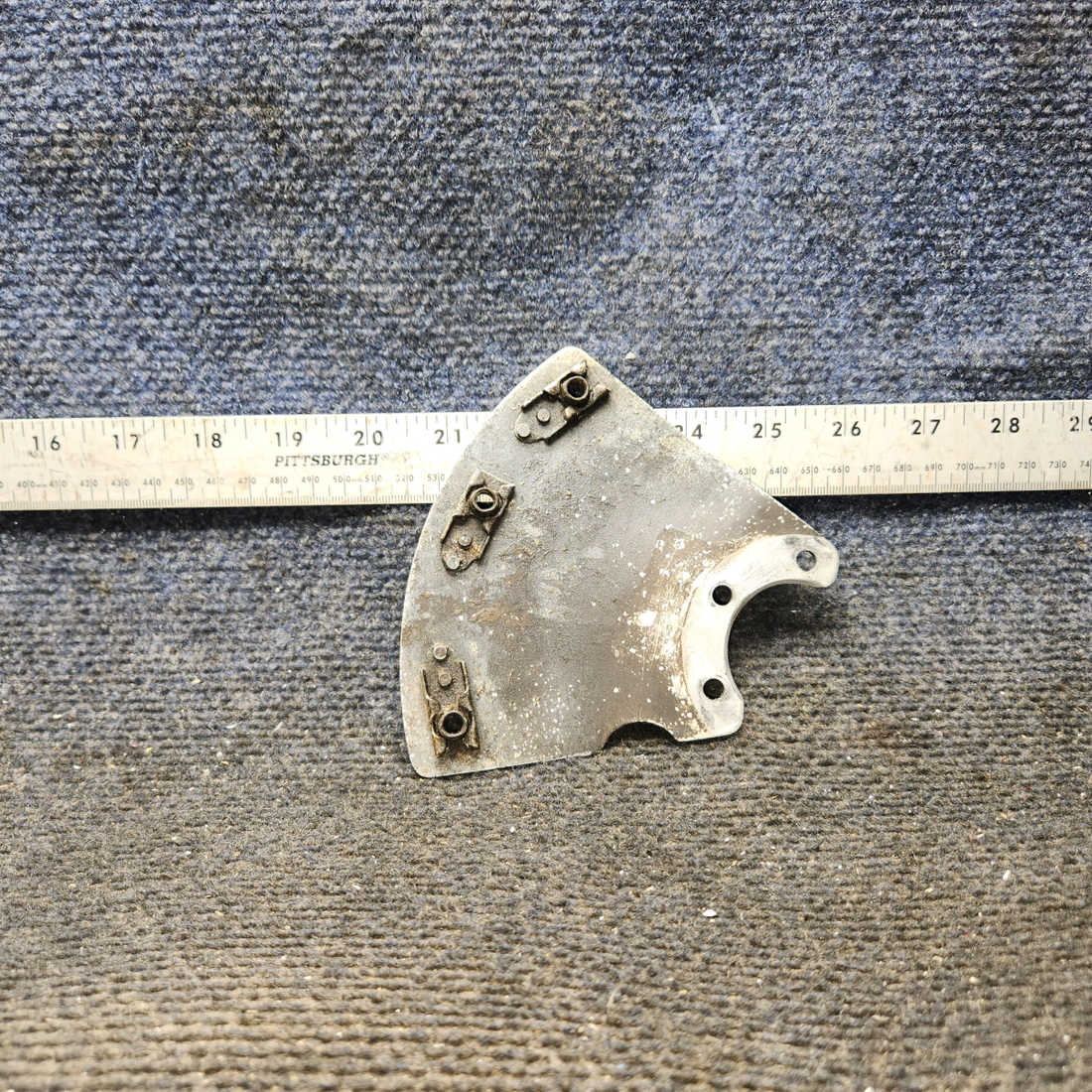 Used aircraft parts for sale, 63370-005 Piper PA-28-140 Main Gear Wheel Fairing Bracket – LH