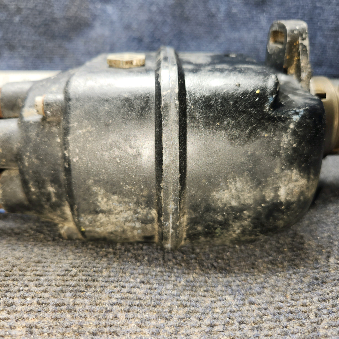 Used aircraft parts for sale, 664, 530603 Continental C125, C145 & O300 Cessna 172F Slick Magneto With Gear