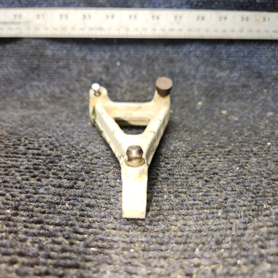 Used aircraft parts for sale, 35-825060 BEECHCRAFT F35 Nose Gear Torque Knee Assembly Upper or Lower