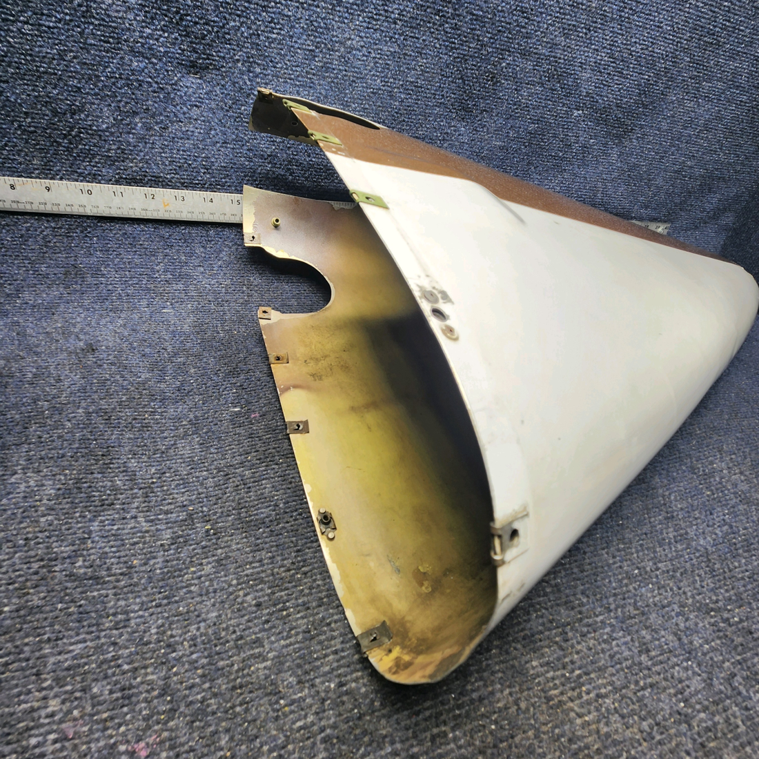 Used aircraft parts for sale, 002-440039-29 Beechcraft F33A CONE ASSY TAIL (NON STROBE LIGTH)