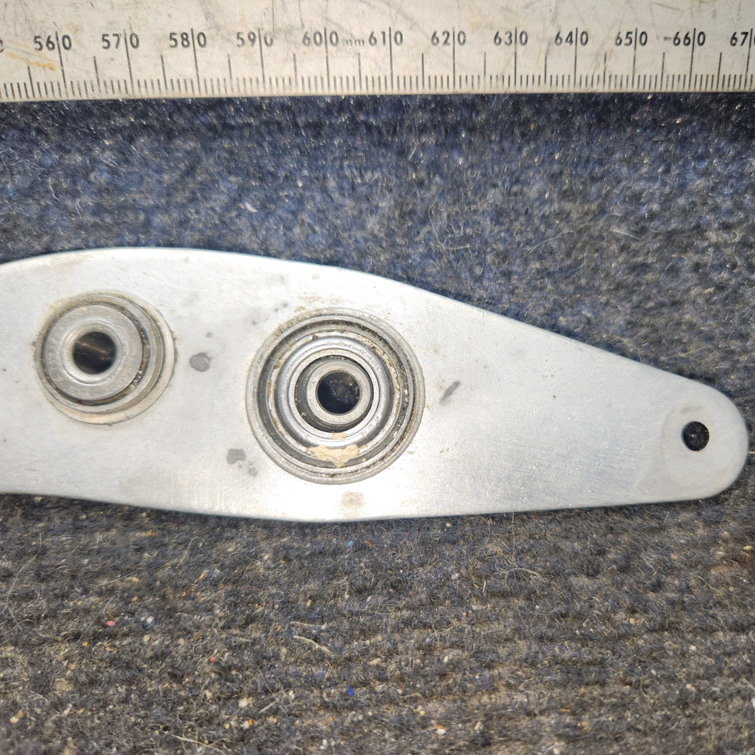 Used aircraft parts for sale, 0513370-1 cessna 172N Forward Elevator Bellcrank Assembly