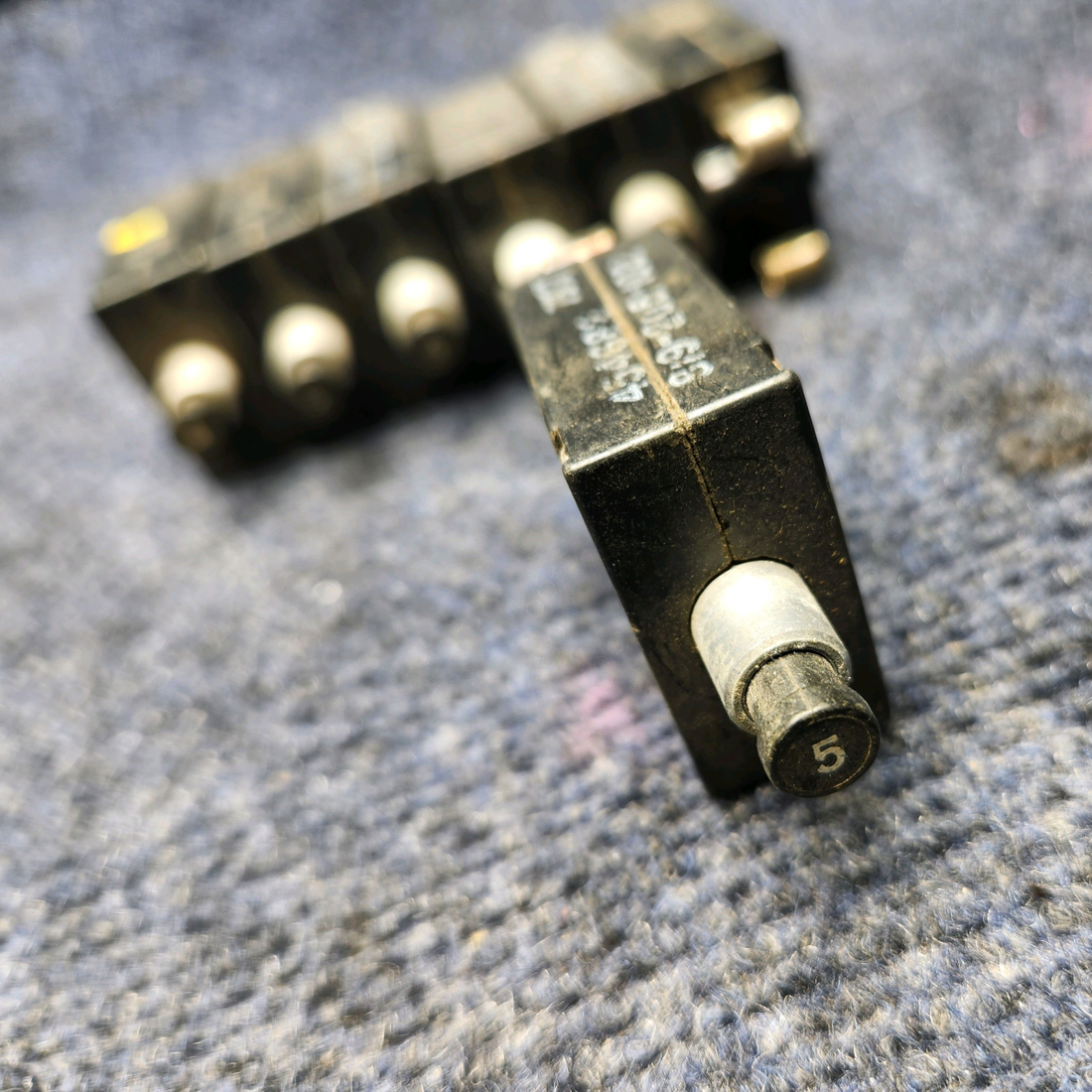 Used aircraft parts for sale, 823-205-102 Wood Piper PA-31T AMF BREAKER 5 AMP " PRICE PER EACH"