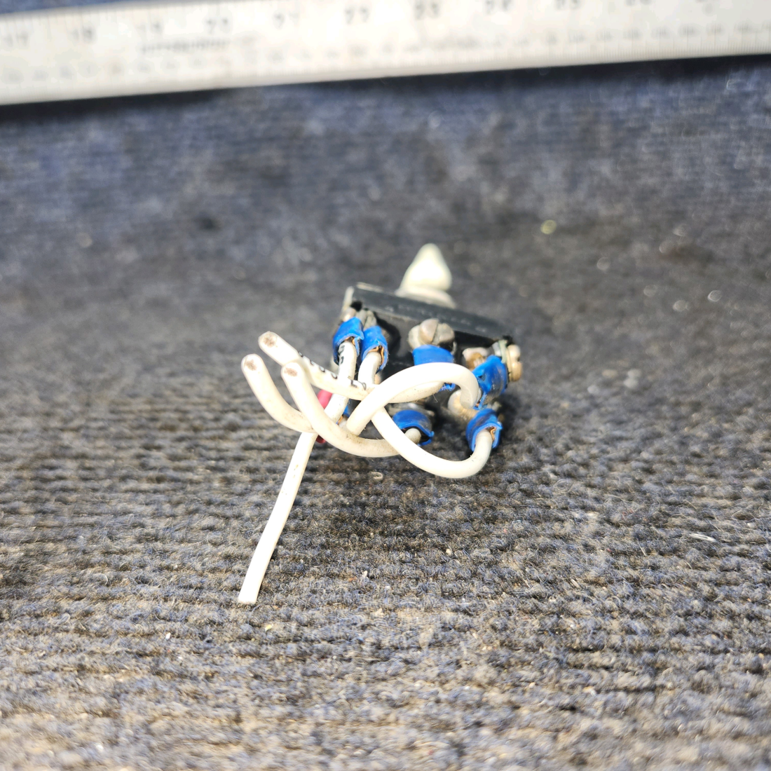 Used aircraft parts for sale, MS25201-6 cessna 150G Flap Position Switch