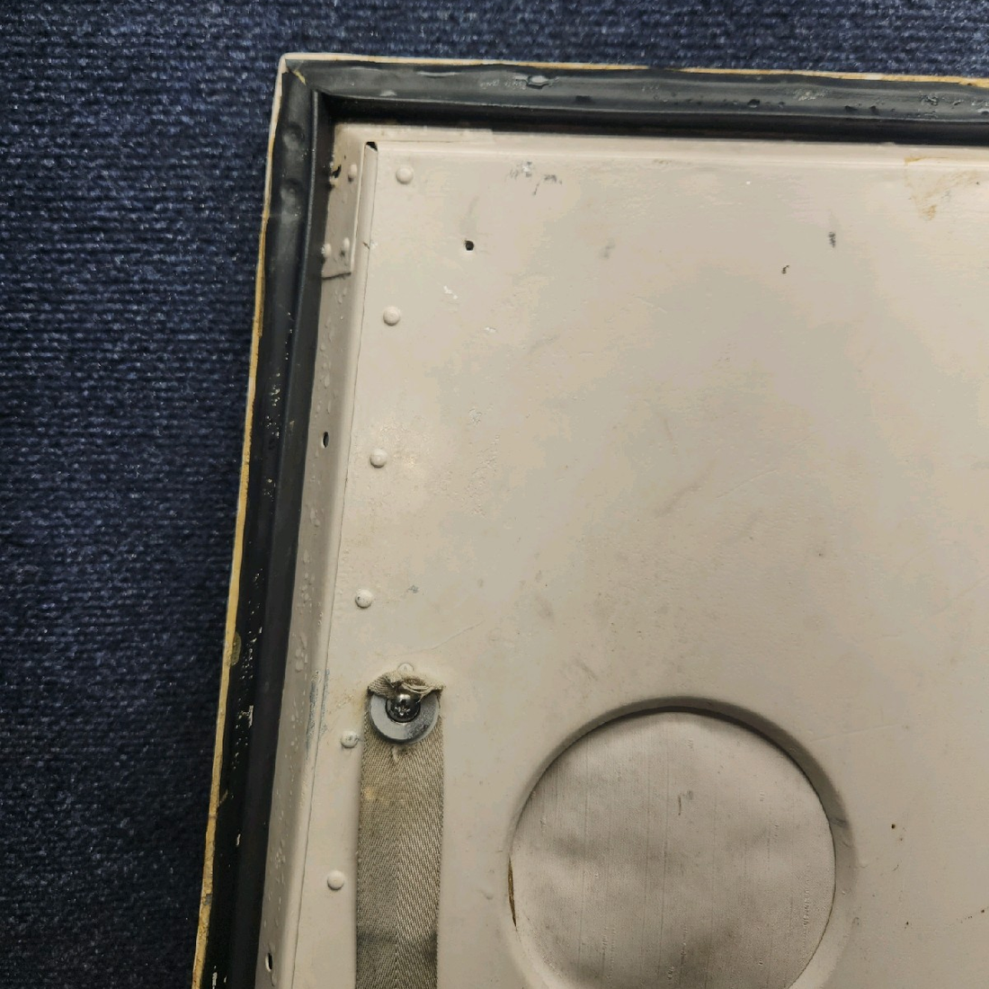 Used aircraft parts for sale, 66793-018 piper PA-28-181 Baggage Door Assembly w/ Lock & Latch