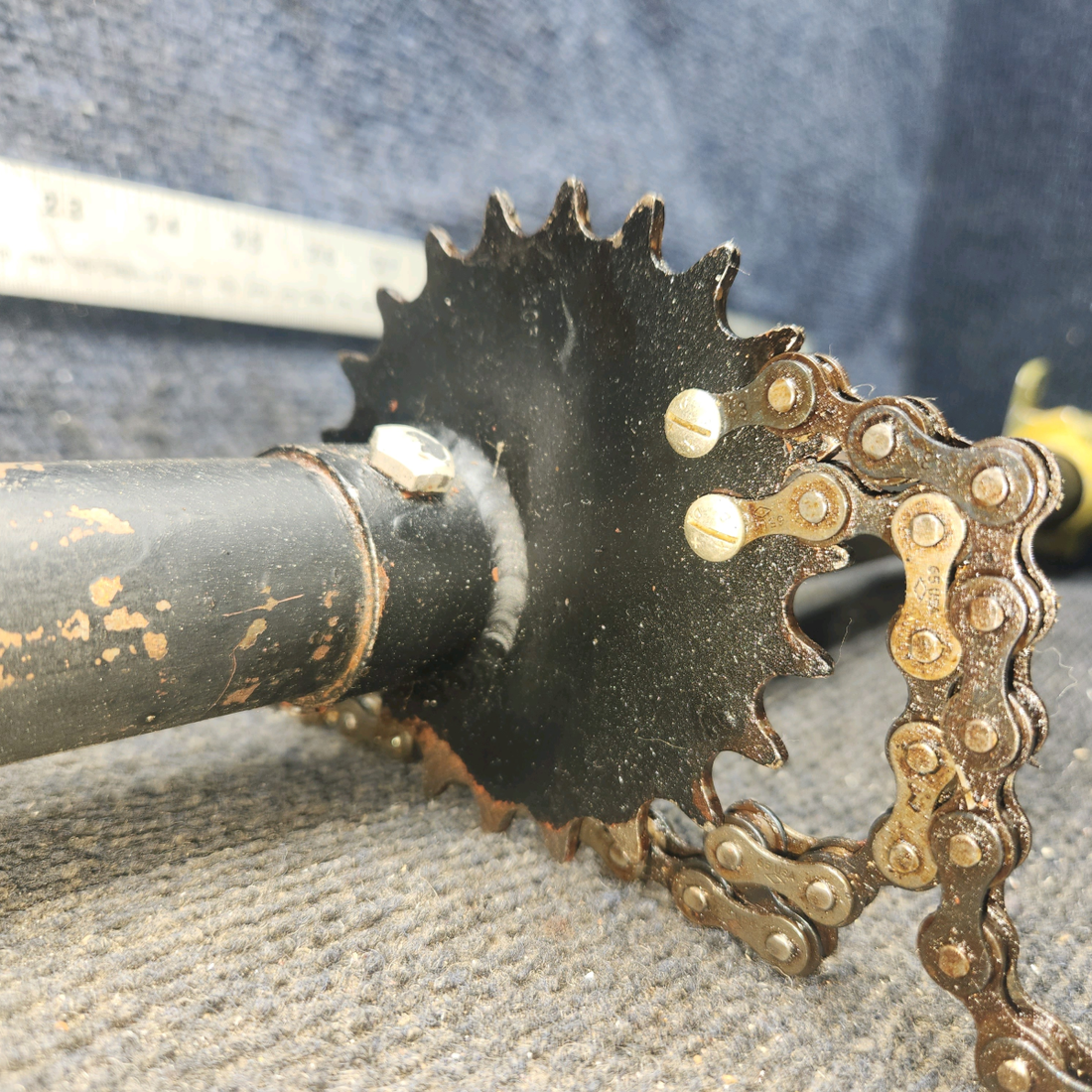 Used aircraft parts for sale, 62705-000 Piper PA-28-140 Flap Torque Tube with LH and RH Fitting