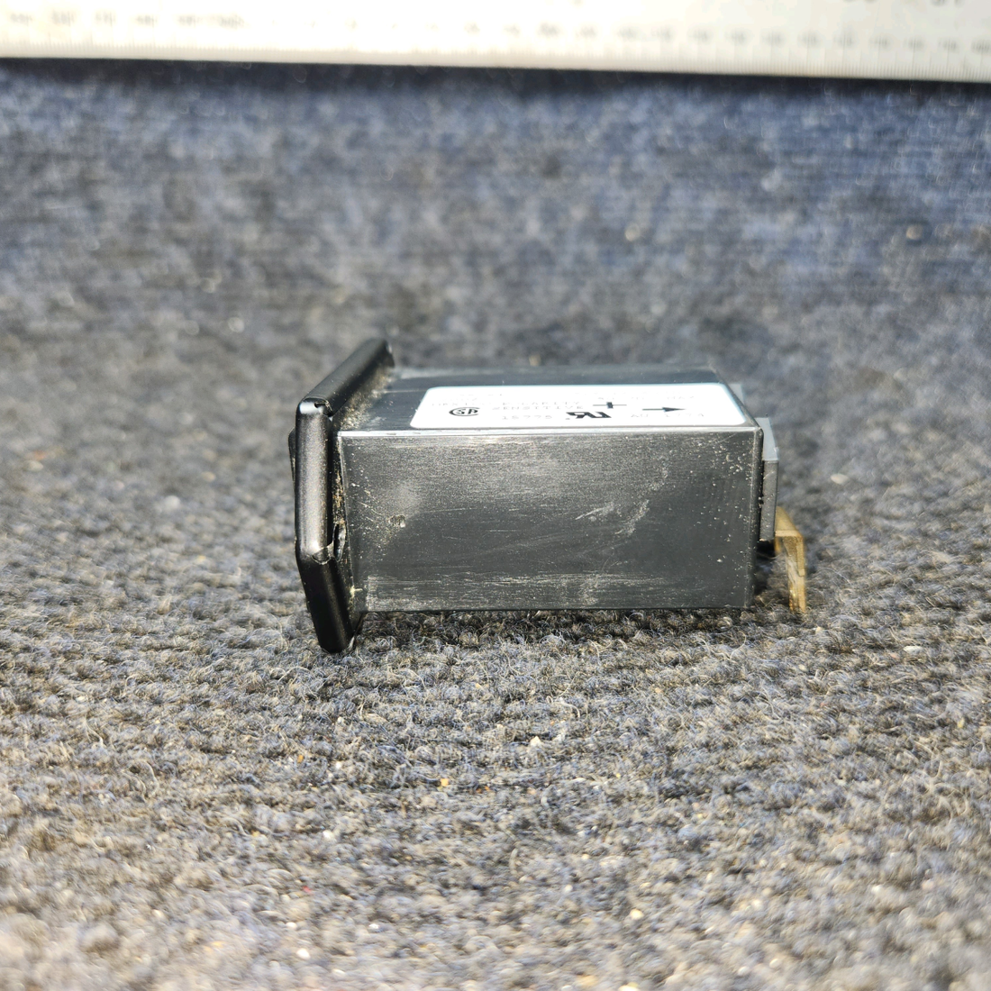 Used aircraft parts for sale, 85094 Honeywell Cessna 172 Hobbs Hour Meter Indicator (Volts: 12-60)