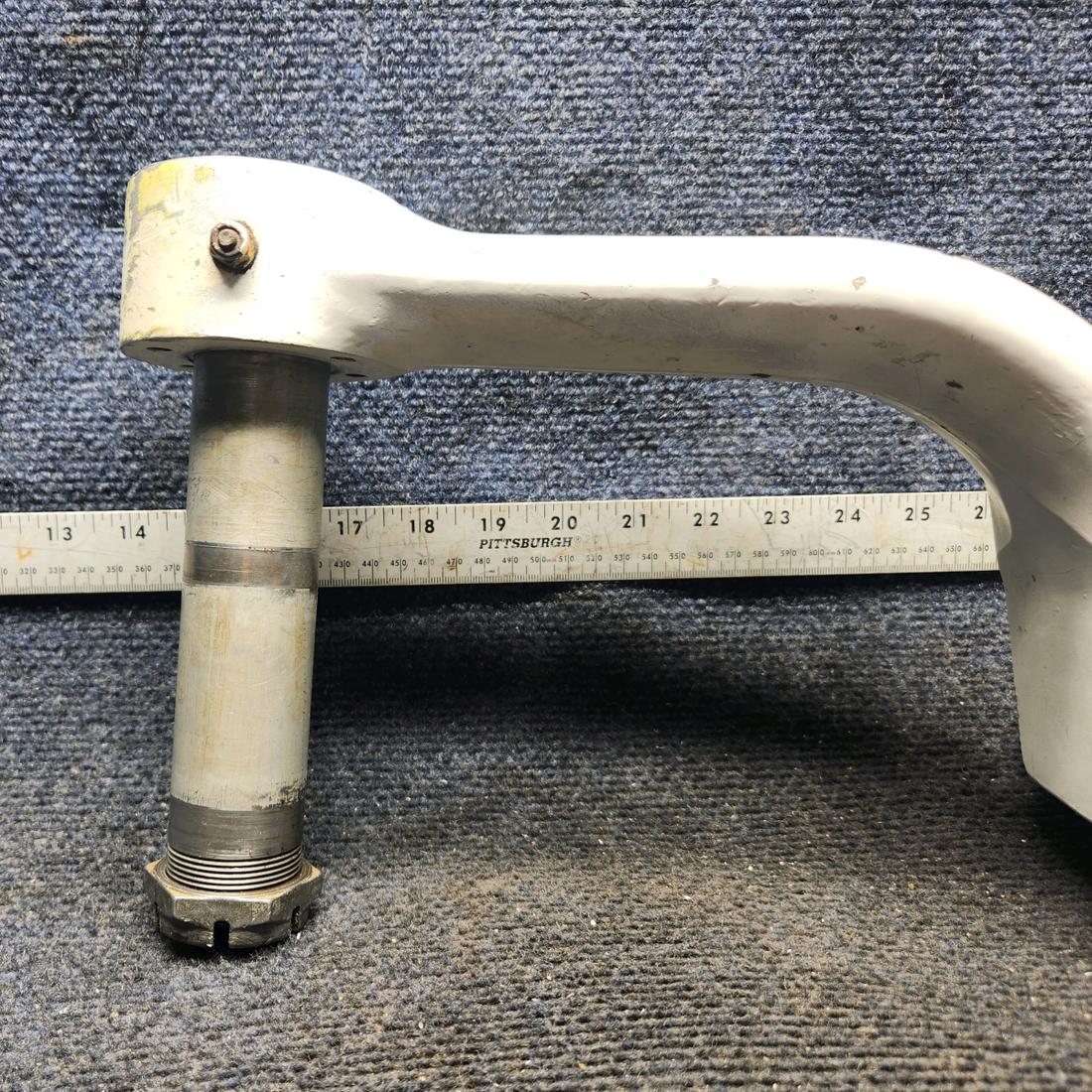 Used aircraft parts for sale, 169-810000-613 Beechcraft C23 SUNDOWNER Nose/Main Landing Gear Fork and Axle Assembly - LH