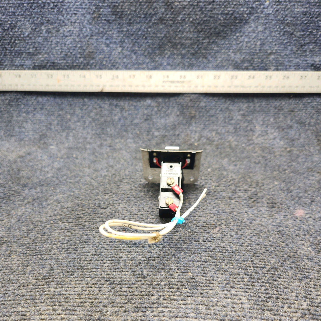 Used aircraft parts for sale, 151-4 Beechcraft A24R Safe-Flight Lift Detector