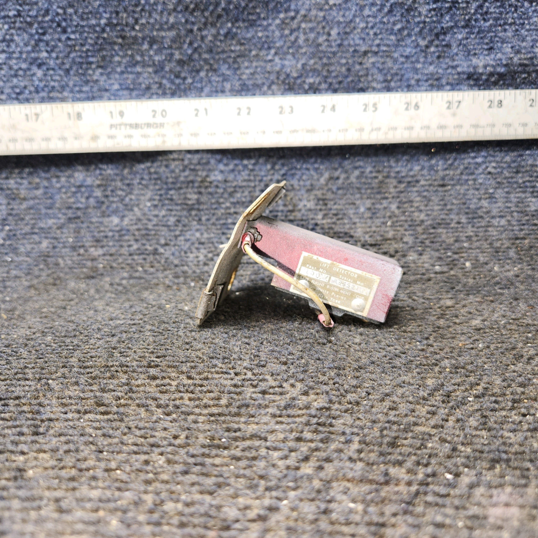 Used aircraft parts for sale, 150 Cessna 172E Safe Flight Lift Detector