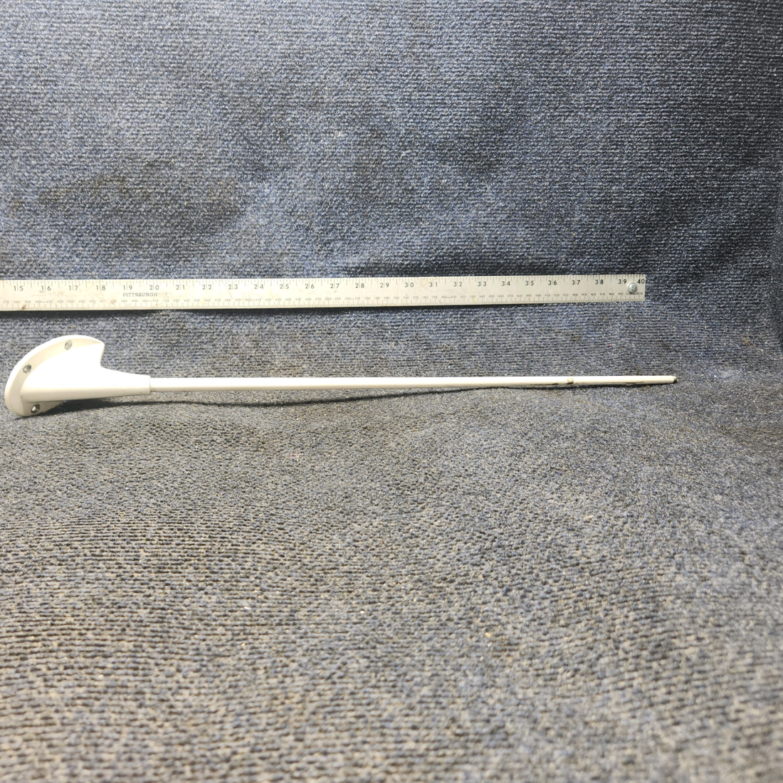 Used aircraft parts for sale, CI-121 Comant Industries Inc Beechcraft C23 SUNDOWNER VHF Communication Antenna