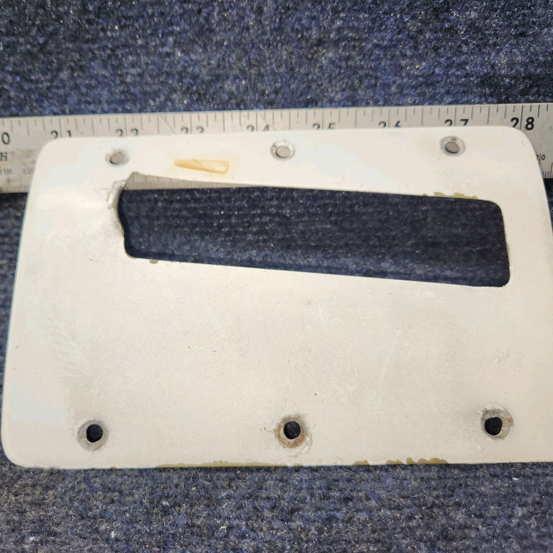 Used aircraft parts for sale, 0441024-2 Cessna C-150J Landing Gear Fairing Plate, R.H
