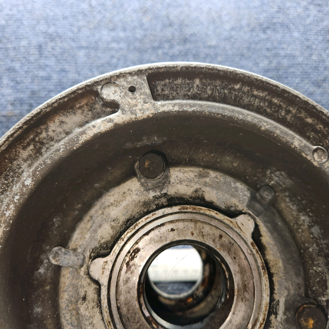 Used aircraft parts for sale, 40-113C Cleveland 40-113C Beechcraft A24R 6.00-6 Wheel Assembly