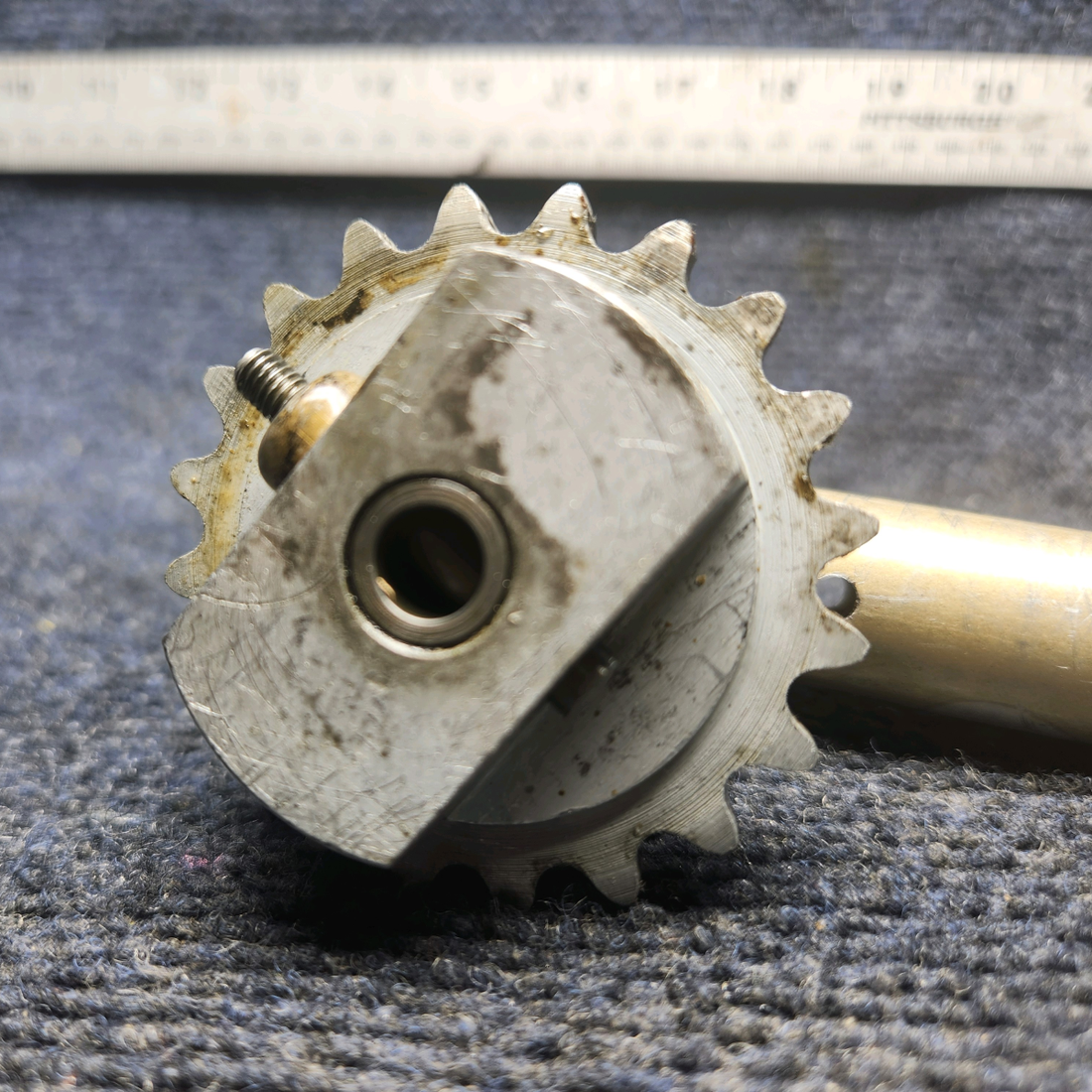Used aircraft parts for sale, 169-524018-39 Beechcraft A23A Musketeer Custom III CONTROL COLUMN FITTING WITH BUSHING, BEARINGS, SPROCKET
