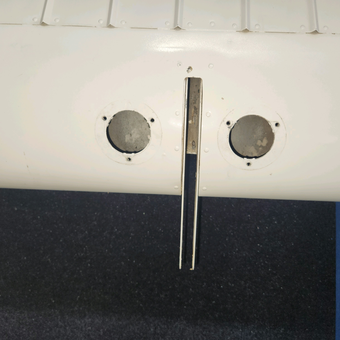 Used aircraft parts for sale, 0523901-35 Cessna 172F Flap Assembly - LH