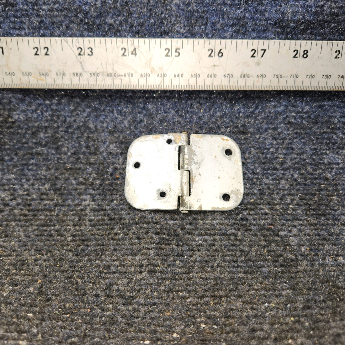 Used aircraft parts for sale, 0511280-3 Cessna 172 Cabin Door Lower Hinge Assembly LH