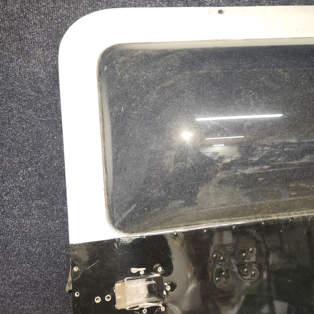 Used aircraft parts for sale, 0511460-2 Cessna 172E Cabin Door Assembly with Bubble Window - RH