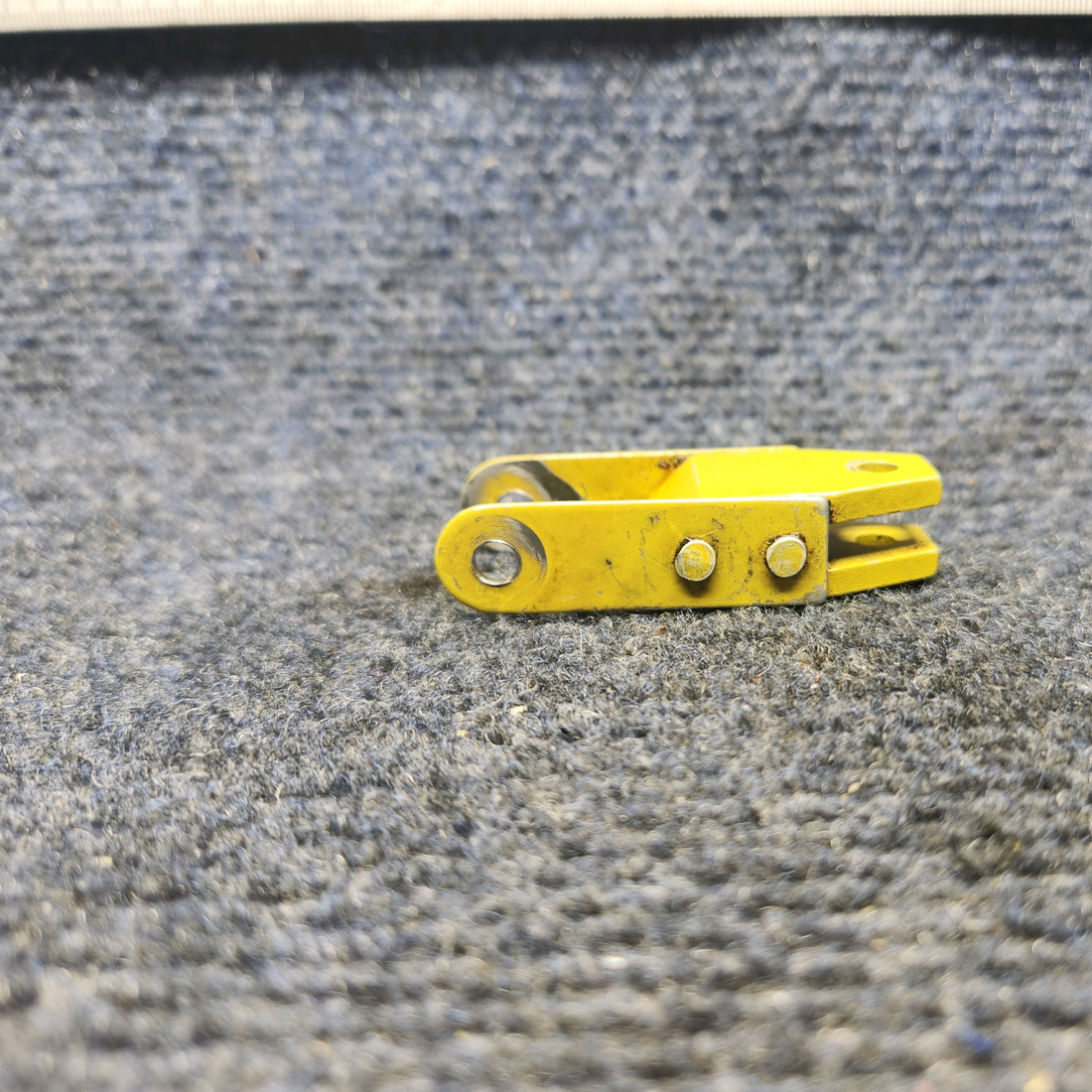 Used aircraft parts for sale, 002-410041-1 Beechcraft F33A RUDDER CONTROL CABLE LINK ASSEMBLY