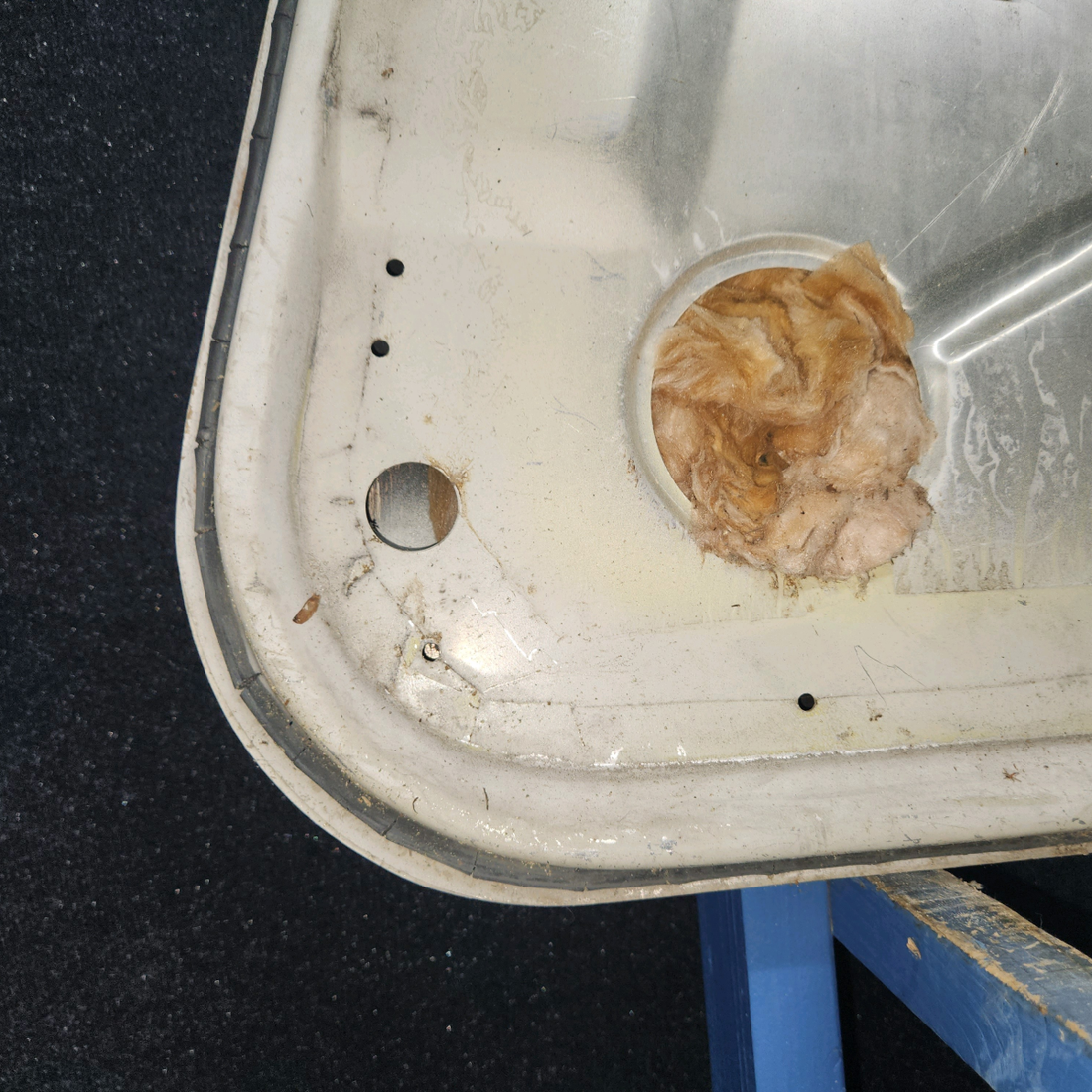 Used aircraft parts for sale, 0511460-2 Cessna 172F Cabin Door Structure - RH