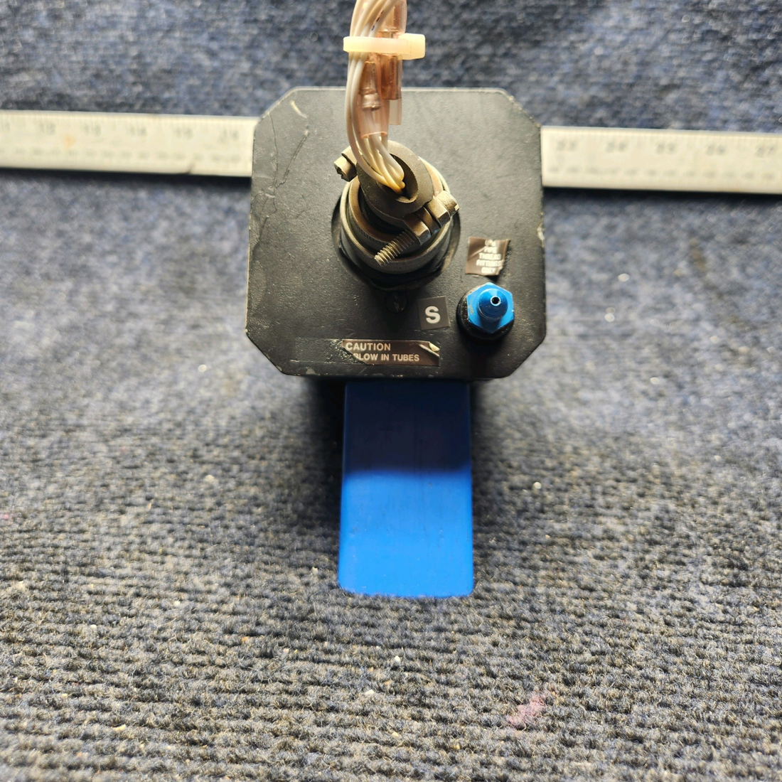 Used aircraft parts for sale, 651035-0104 MOONEY M20J MANIFOLD / FUEL FLOW - "FUEL TOTALIZER INOP"