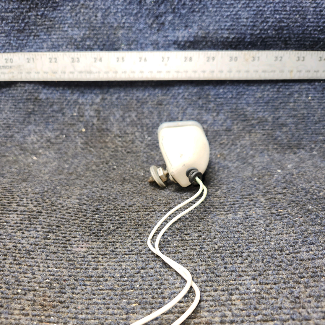 Used aircraft parts for sale, 1470089-14 Cessna 172F Map Light Assembly