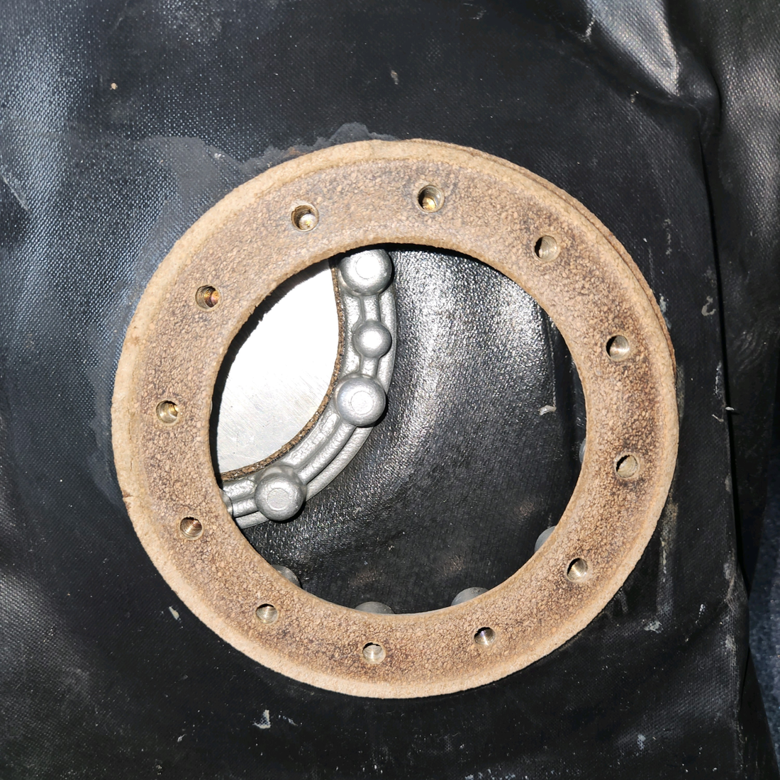 Used aircraft parts for sale, 95-920011-14 BEECHCRAFT 95-55B Auxiliary Fuel Cell - RH – 31 Gallons, MFG 11/2004