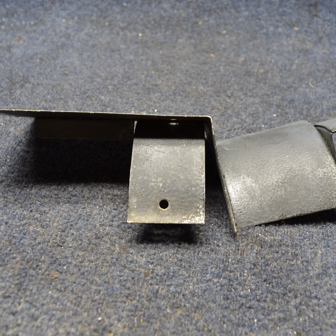 Used aircraft parts for sale, 2455049-1 Cessna 172RG FRONT RIGHT BAFFLE ASSY