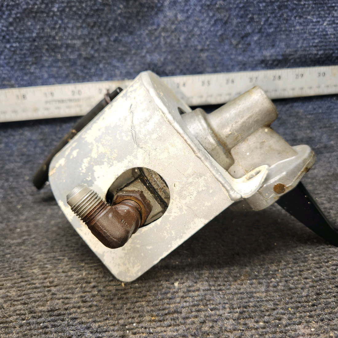Used aircraft parts for sale, LW-15472 Lycoming Piper PA-28-140 Fuel Pump