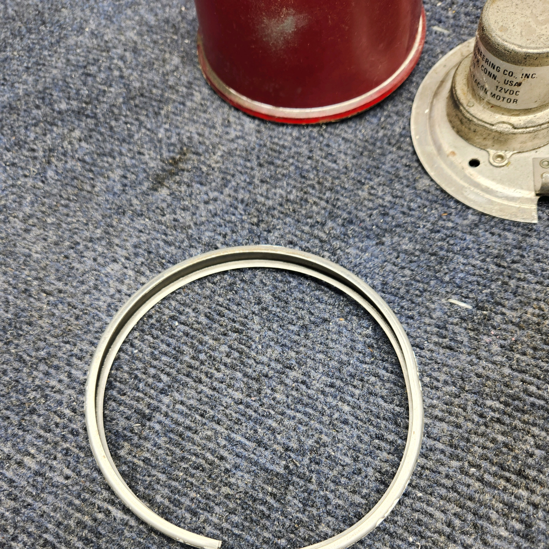 Used aircraft parts for sale, WRML WHELEN MOONEY M20J ROTATING BEACON ASSEMBLY (VOLTS: 12) "CORE"