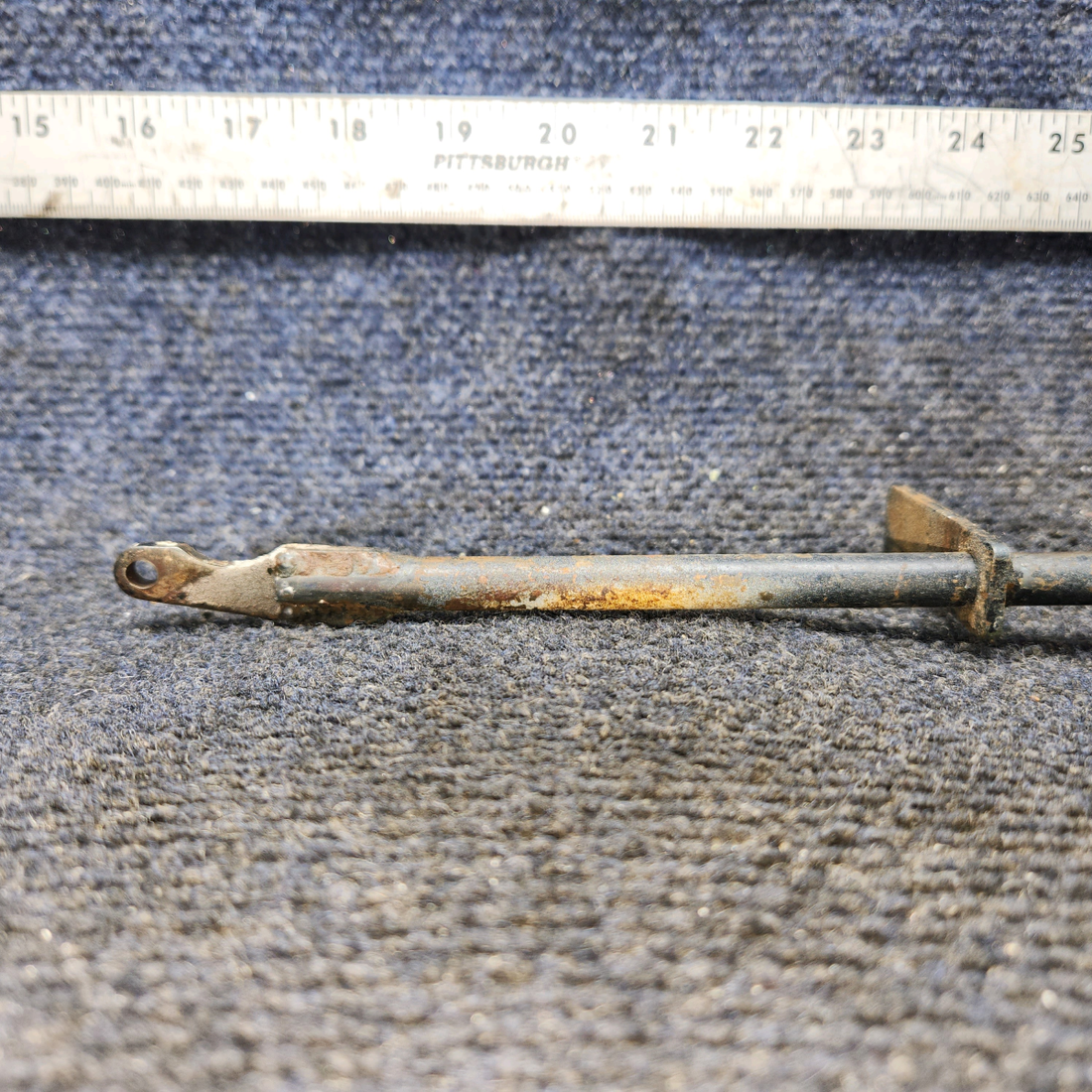 Used aircraft parts for sale, 79515-005 Piper PA32RT-300 Cabin Door Latch Tube Assembly