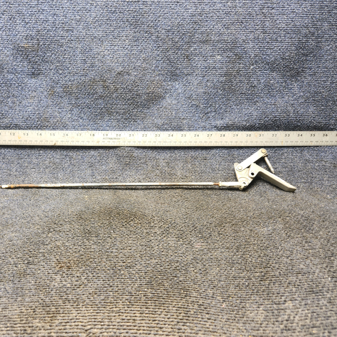 Used aircraft parts for sale, 68976-000 Piper PA32RT-300 Aft Latch Assy Cargo Door