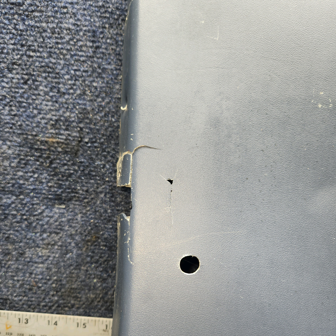 Used aircraft parts for sale, 0700702-5 Cessna 182G Baggage Panel Door
