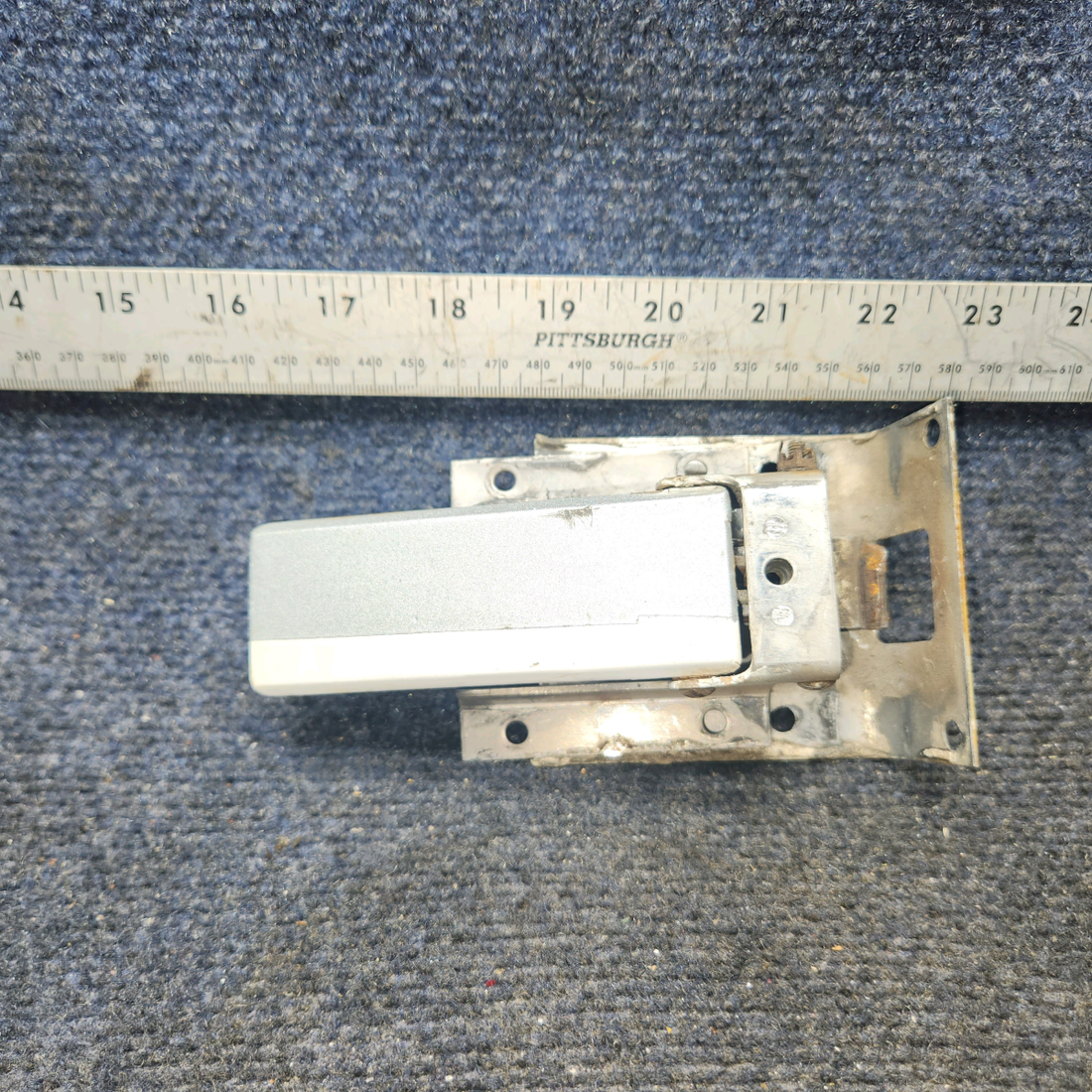 Used aircraft parts for sale, 79515-004, 79515-035 Piper PA28-161 Cabin Door Latch Assy w/ Cover
