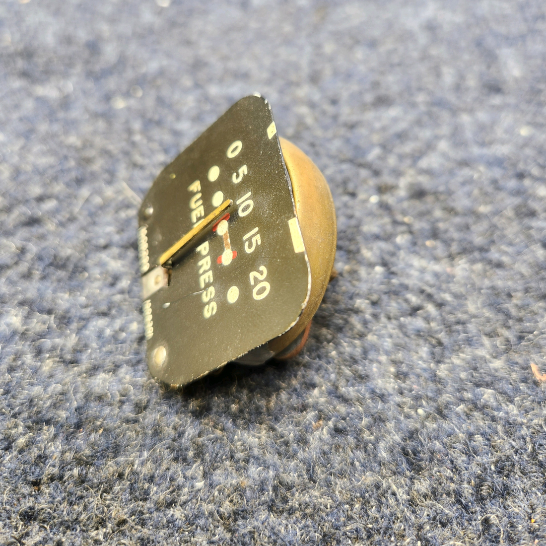 Used aircraft parts for sale, 1508299 BEECHCRAFT F35 AC FUEL PRESS GAUGE INDICATOR 12 VOLTS