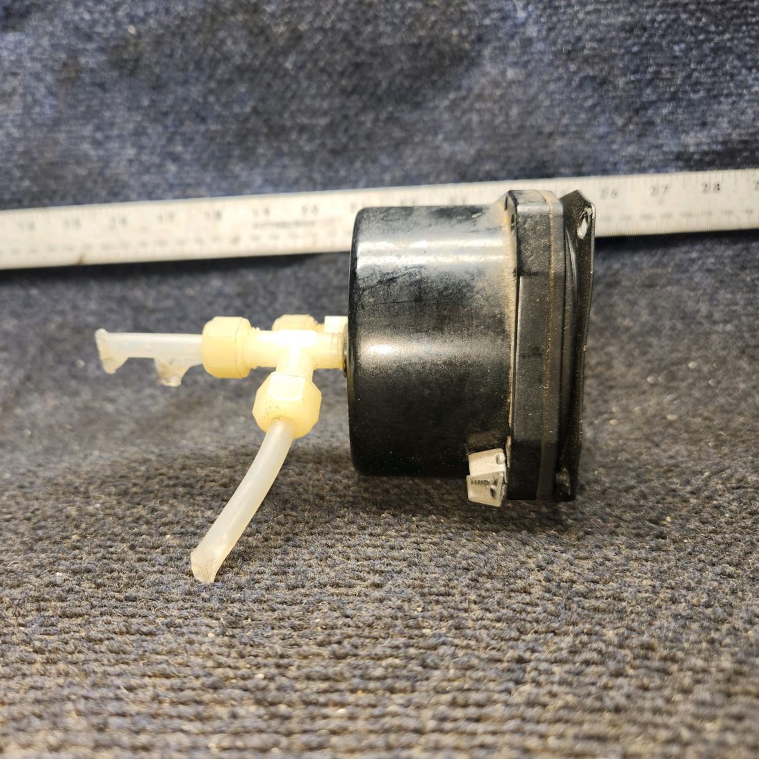 Used aircraft parts for sale, 661010-0202 Cessna 182G Airspeed Indicator