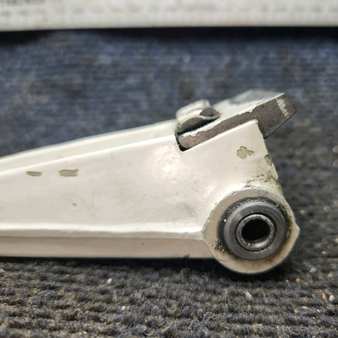Used aircraft parts for sale, 0442506-1 cessna 150G Torque Link Upper Assembly