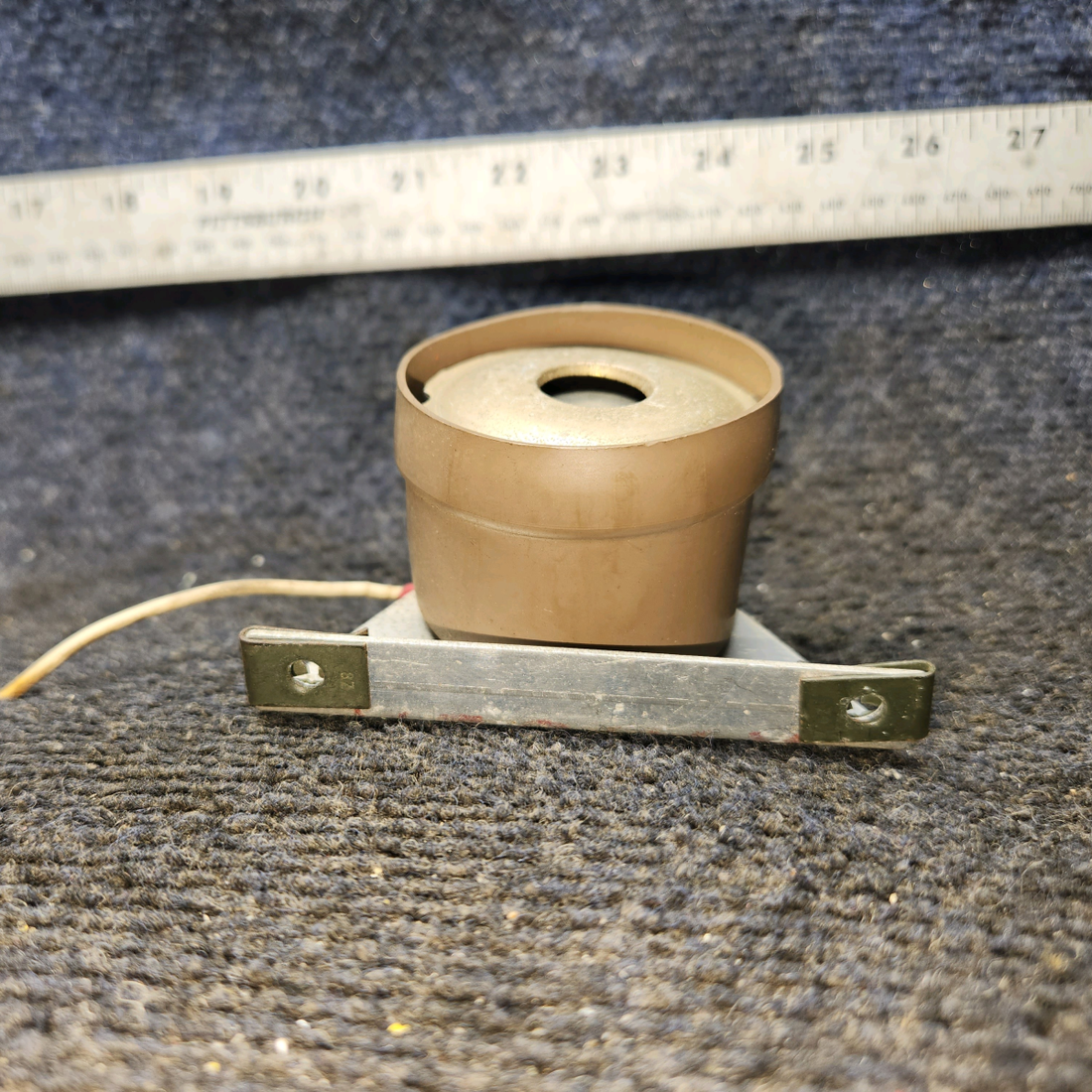 Used aircraft parts for sale, S1407-6 Cessna 182G Stall Warning Horn with Bracket