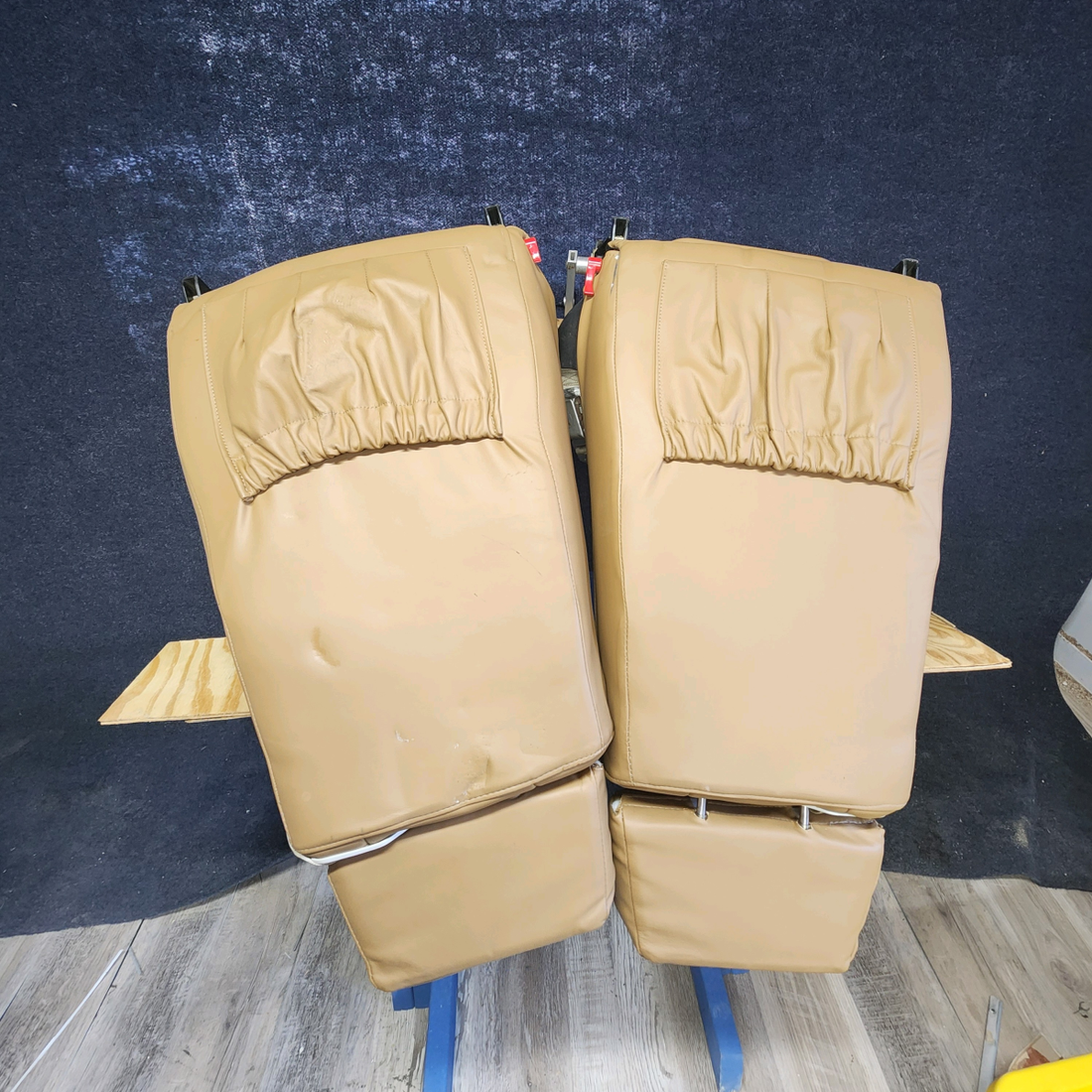 Used aircraft parts for sale, 33-530024 / 33-530041 Beechcraft F33A F33A LEATHER FOUR SEAT AND CARPET "SEE PHOTOS FOR DETAILS":