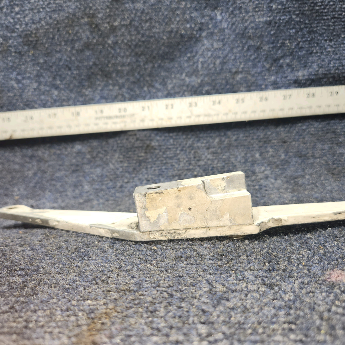 Used aircraft parts for sale, 67109-000 PIPER PA28RT-201 Nose Gear Arm Assy