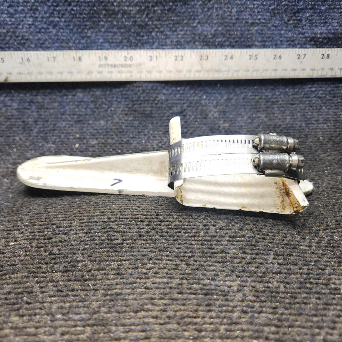 Used aircraft parts for sale, 0541155-1, 0541154-1 cessna 150G Main Gear Step with Bracket - LH